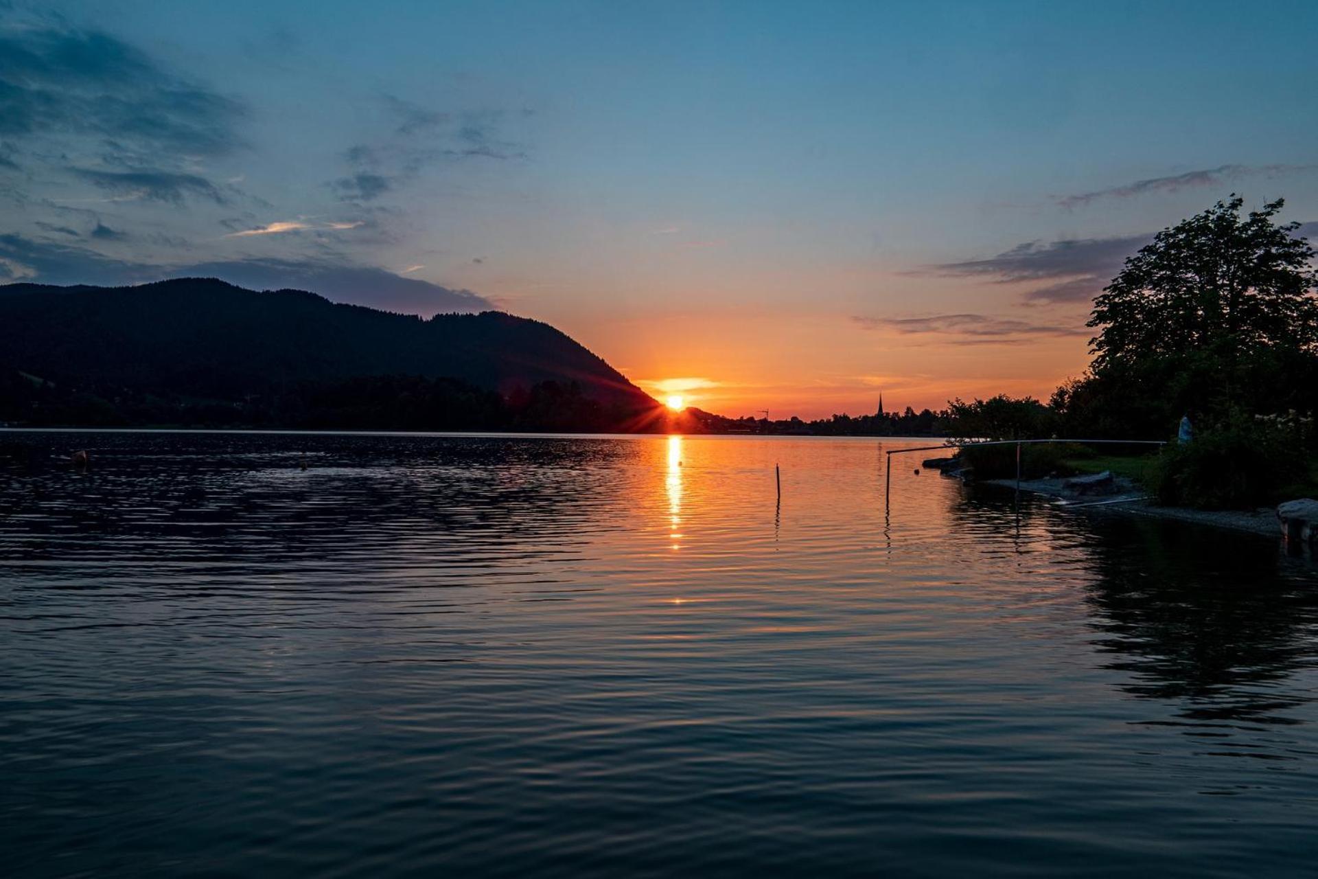 Studio Am Duernbach - Modern, Ruhig & Zentral Am Schliersee Mit Parkplatz Extérieur photo